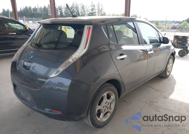 1N4AZ0CP0DC405904: 42211249