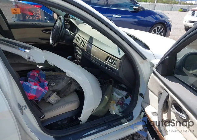 WBAPK7C5XBF085533: 42211263