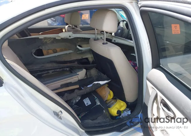 WBAPK7C5XBF085533: 42211263