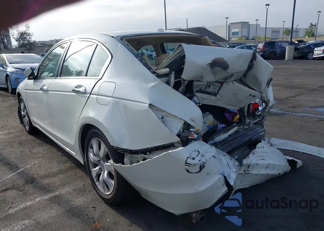 1HGCP3F8XAA016856: 42212663