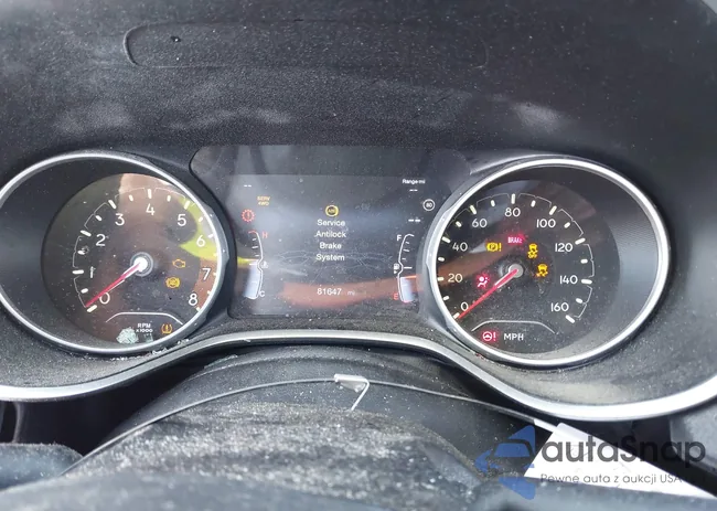 3C4NJDBB6JT142740: 42212811