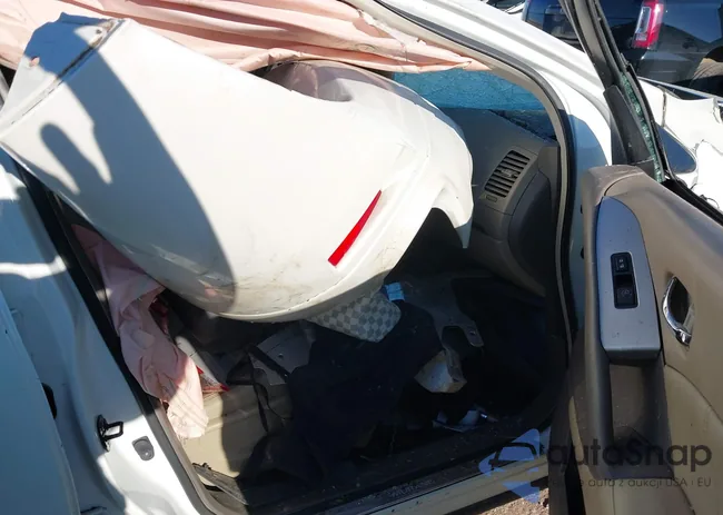 JN8AZ1MU1DW205962: 42212218