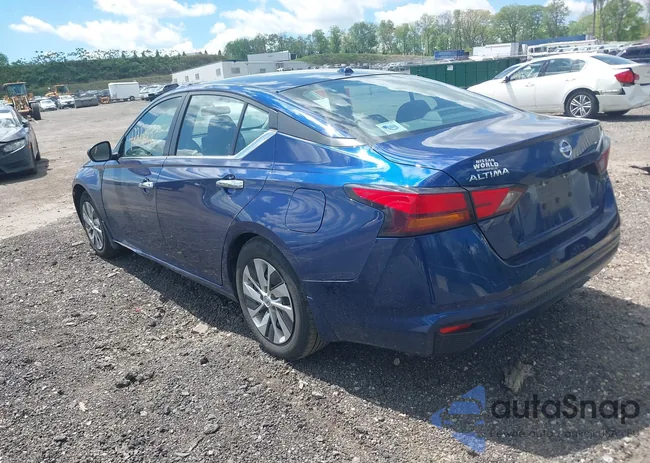 1N4BL4BV8KC126338: 42212223