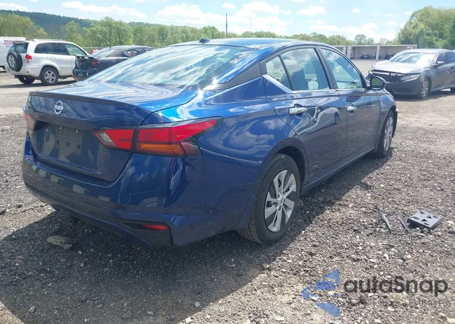 1N4BL4BV8KC126338: 42212223