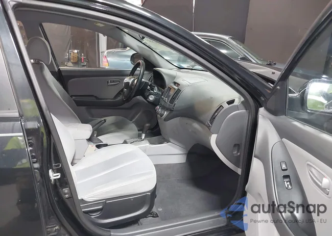 KMHDU46DX8U458099: 42213520