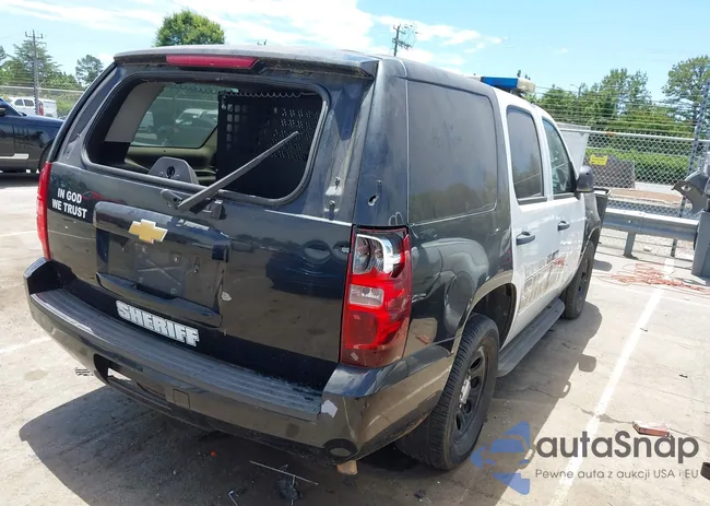 1GNLC2E00DR337995: 42213635