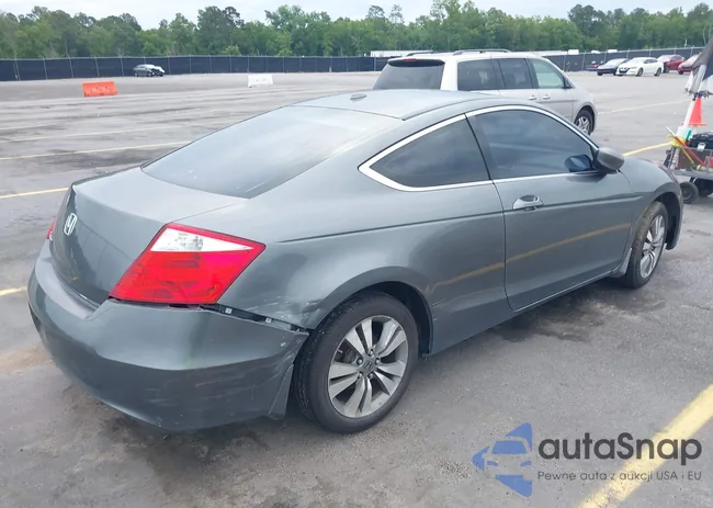 1HGCS12888A024229: 42213696