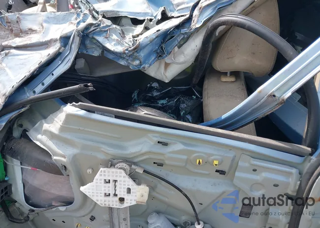 KMHCT4AE4EU649558: 42213697