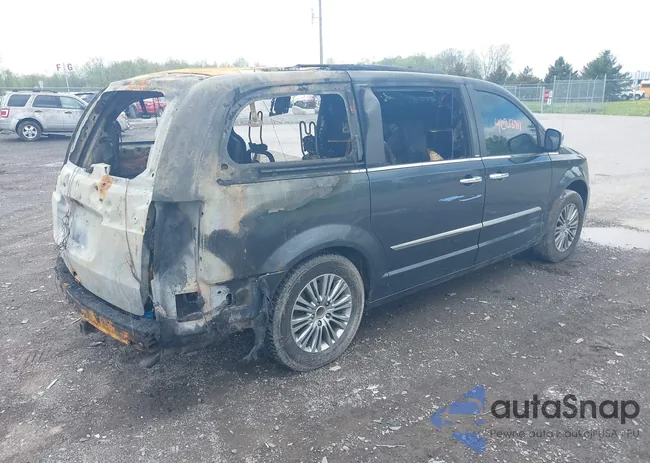 2C4RC1CG8DR615873: 42213911