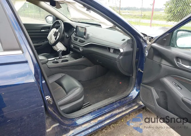 1N4BL4CV4MN353094: 42213947