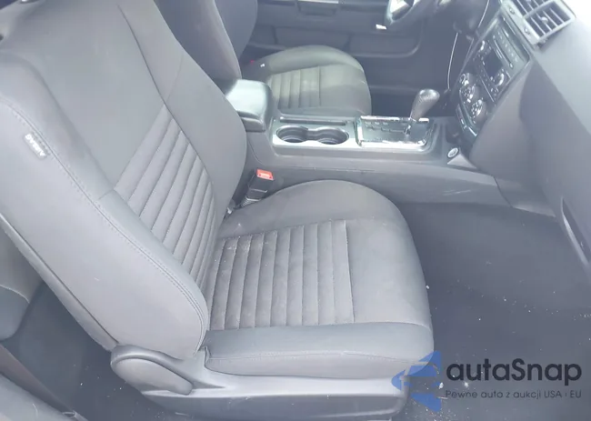 2C3CDYAG0EH111053: 42213203