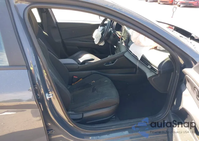 KMHLM4DG2SU876494: 42213232