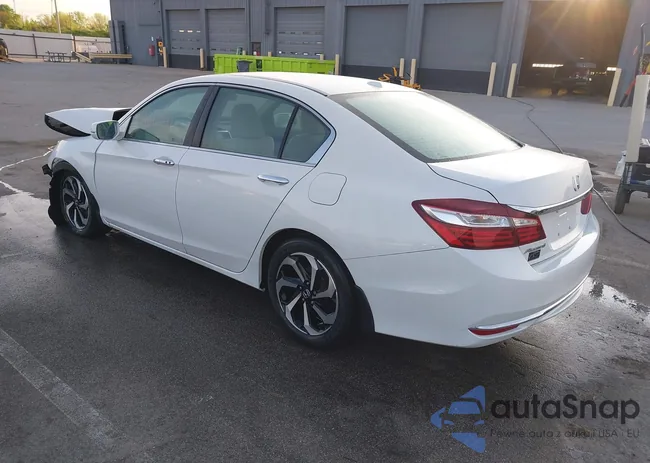 1HGCR2F79HA229805: 42213310