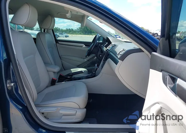 1VWAA7A34JC009932: 42213341