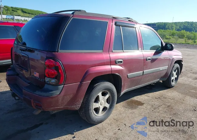 1GNDT13S842433594: 42213377