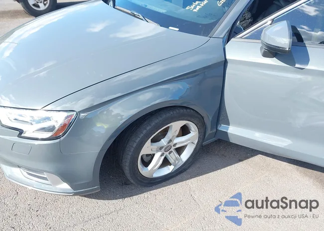 WAUAUGFF7H1052239: 42214417