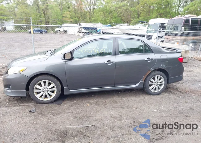 2T1BU40E29C156642: 42214601