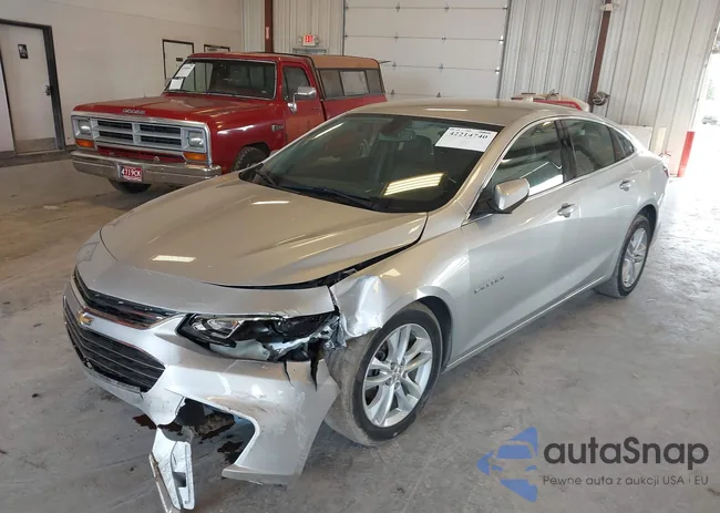 1G1ZE5ST8GF272695: 42214740