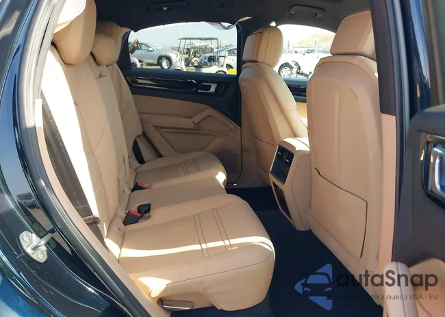 WP1BA2AY8MDA43925: 42214029