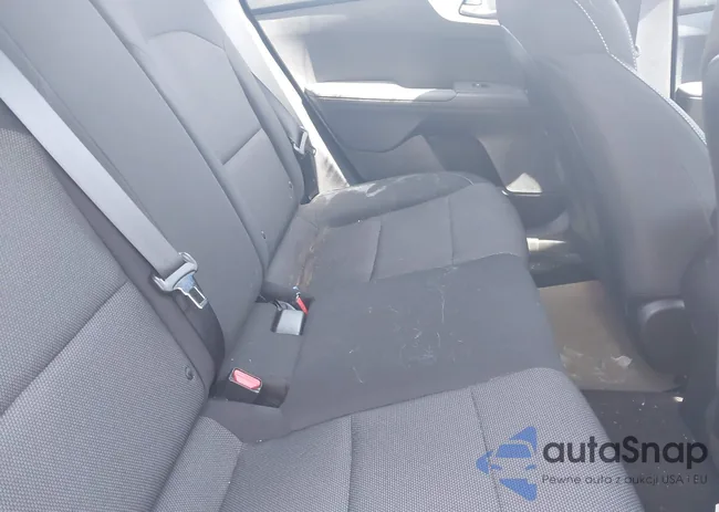 3KPF24AD7RE827219: 42214208