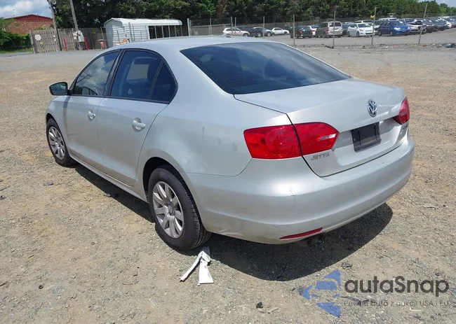 3VWDZ7AJ6BM050759: 42214279