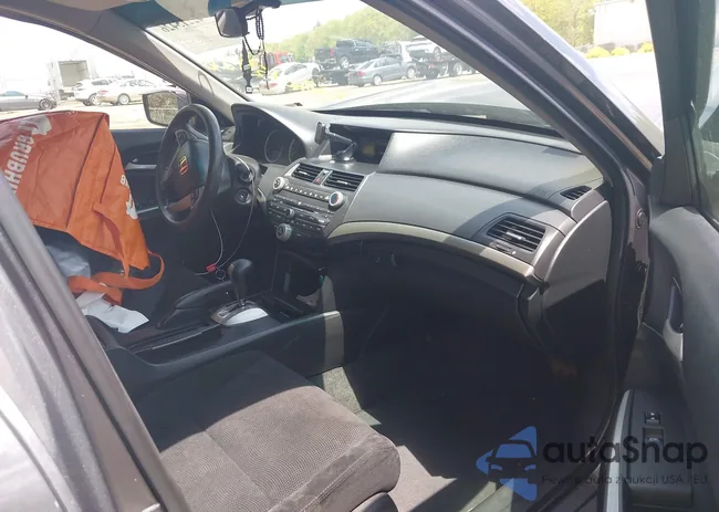 1HGCP26749A048571: 42215426