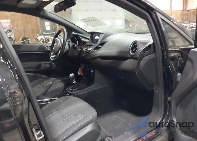 3FADP4GX9GM172967: 42215469