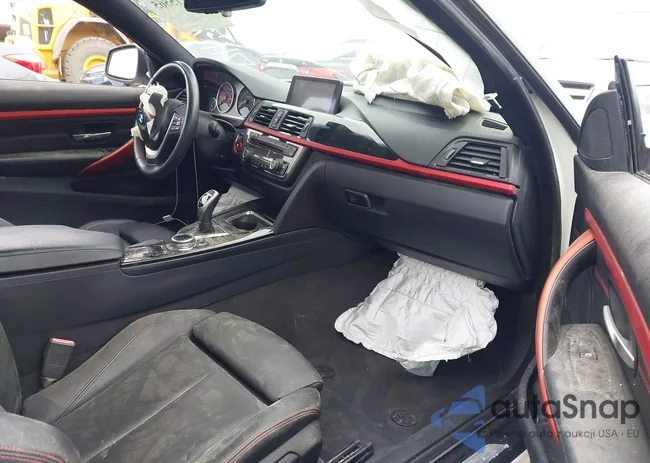 WBA3N3C5XEF711746: 42215565