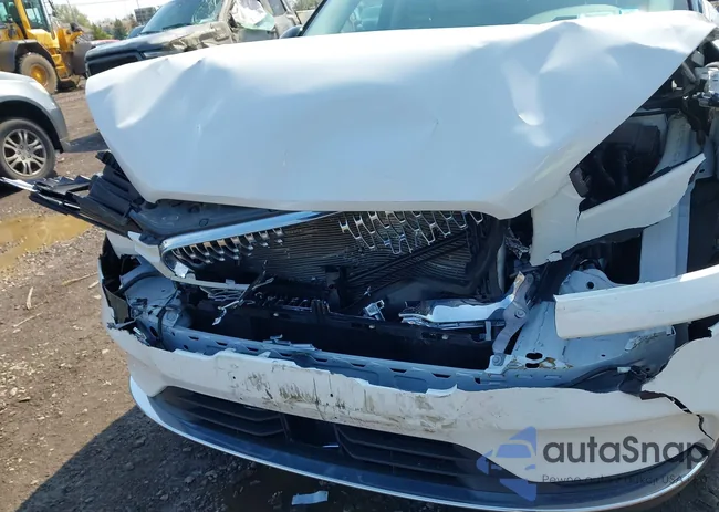 5LMCJ1D96NUL23227: 42215604