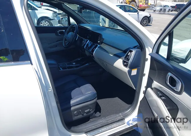 KNDRMDLH5P5187396: 42215613