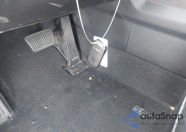 KNDRG4LG5N5085415: 42215617