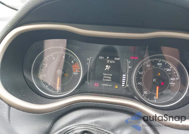 1C4PJMCBXJD517686: 42215659