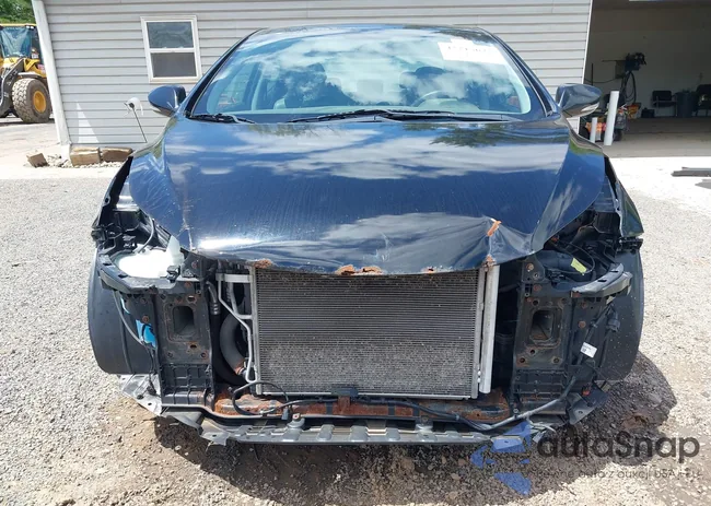 KMHDH4AE9DU635109: 42215672