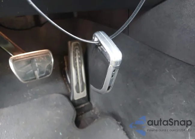 3MW5U7J07L8B27255: 42215710