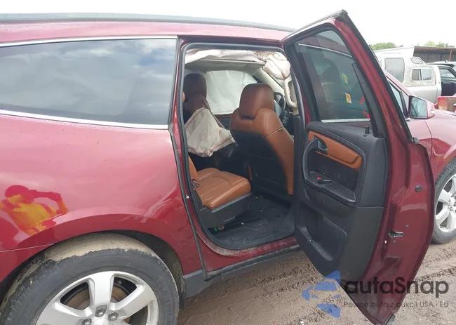 1GNKVJKD0HJ118529: 42215765