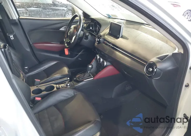 JM1DKBD71G0126151: 42215837