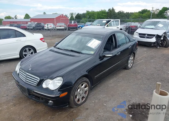 WDBRF84J65F655385: 42215928