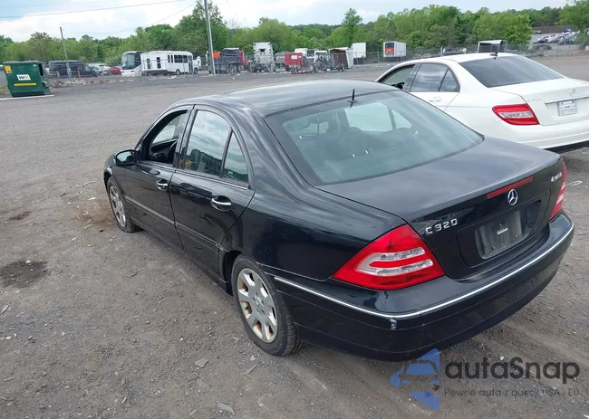 WDBRF84J65F655385: 42215928