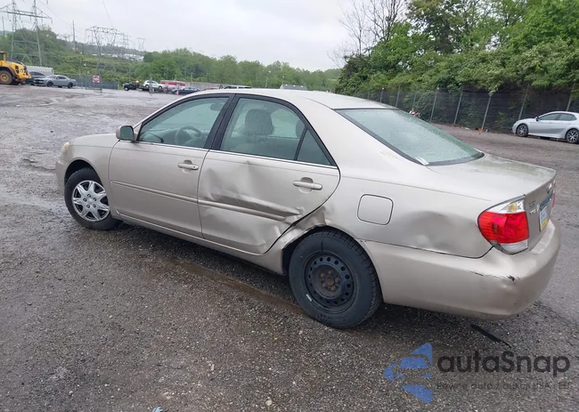 4T1BE30K25U100576: 42215023