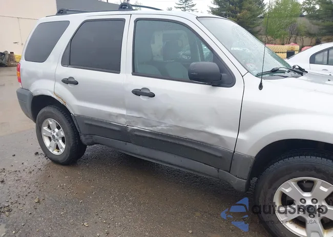 1FMCU93115KC10947: 42215066