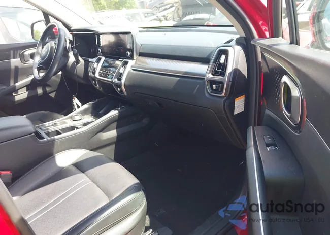 KNDRG4LG0N5113069: 42215132