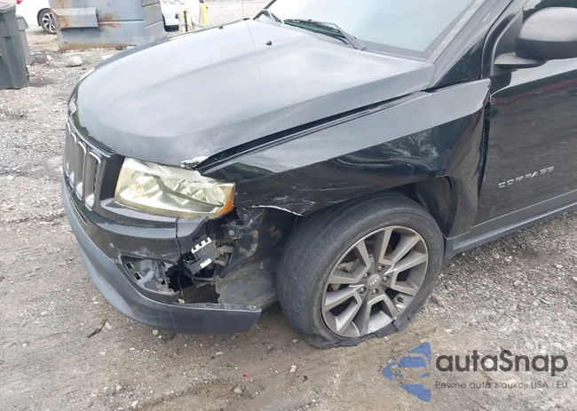 1C4NJCBA6GD651856: 42215160