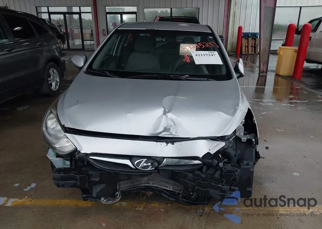 KMHCT4AE7EU640045: 42215247