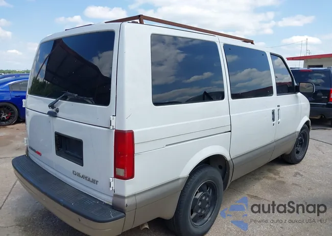 1GNEL19X43B130950: 42215392