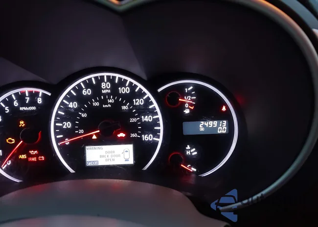 JN8AE2KP7B9004352: 42215399