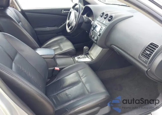 1N4BL2AP5AN549792: 42216472