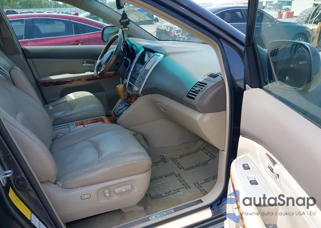 2T2HK31U19C111882: 42216527