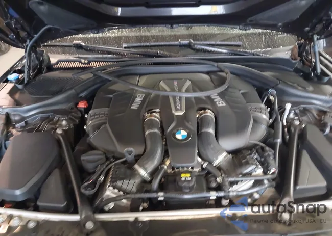 WBAJB9C53JB049920: 42216748