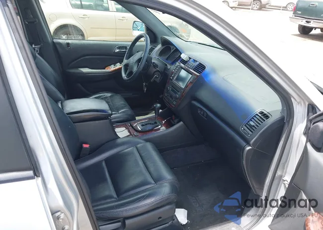 2HNYD18442H529092: 42216857