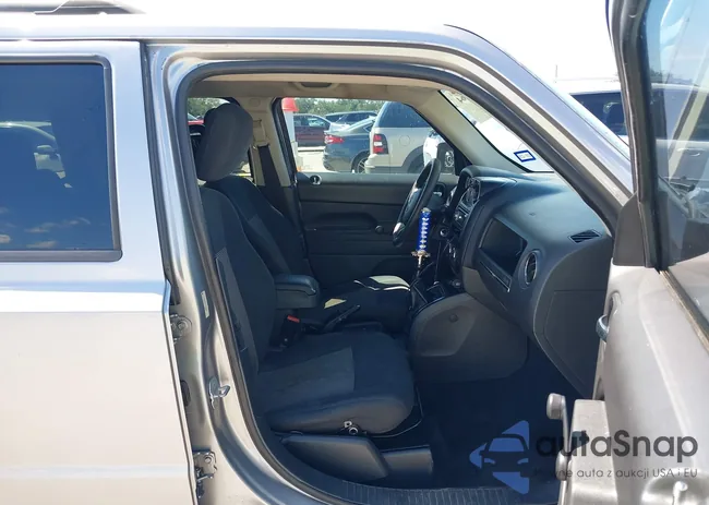 1C4NJPBA7ED818830: 42216964